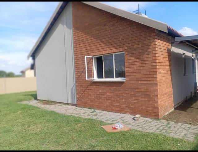 3 BEDROOM HOUSE FOR SALE IN WATERKLOOF